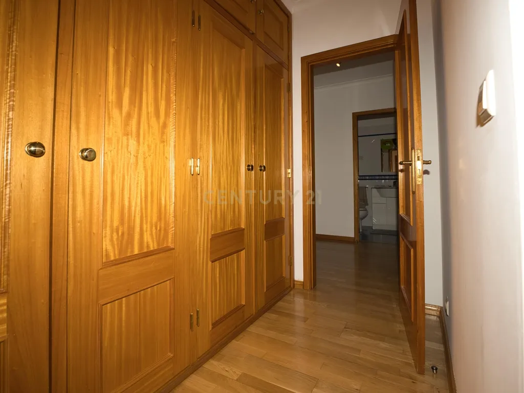 Apartamento T3 com garagem em box e Wallbox | São Domingos de Rana, Cascais - Image 18