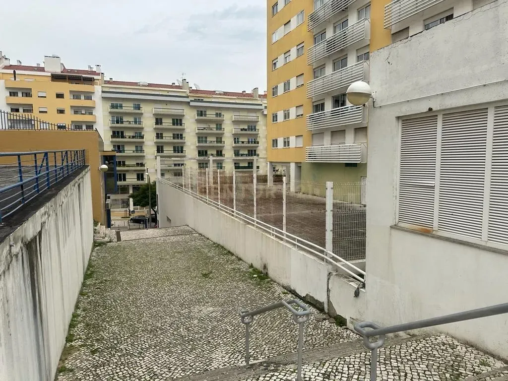 Arrendamento T2 Penha de França - Lisboa - Image 21