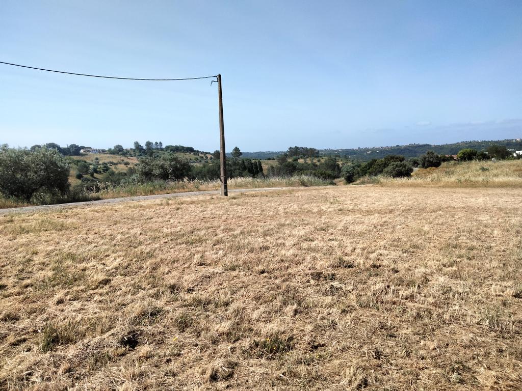 Terreno urbano em Azoia de Cima - Image 3
