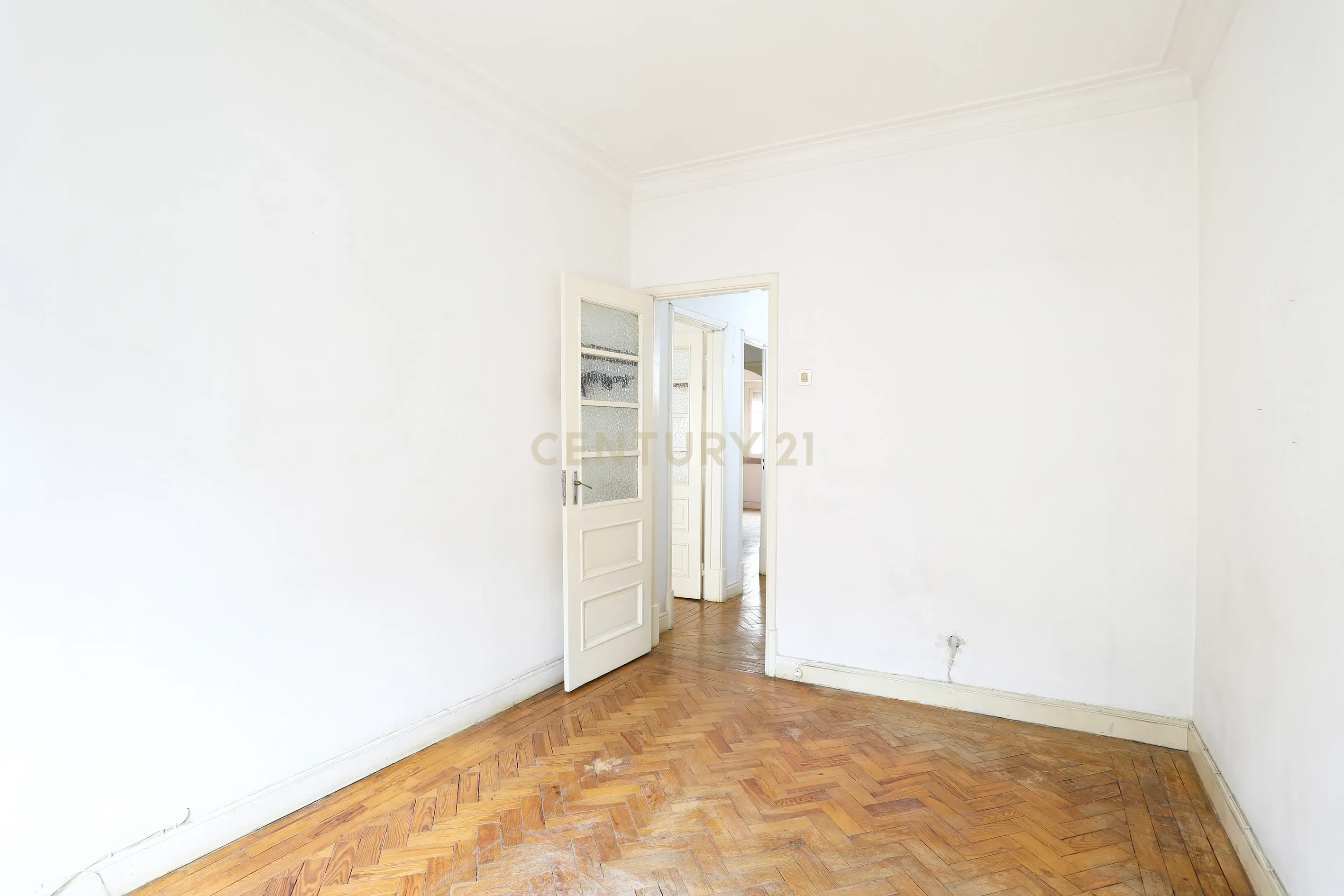 T2 | Entrecampos | 3º Andar com Elevador | 450.000€ - Image 9
