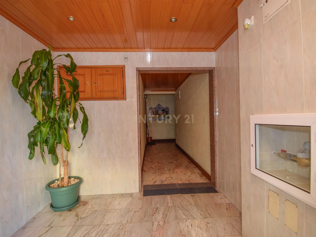 Apartamento T3 com garagem, em São Domingos de Rana, Cascais, - Image 27
