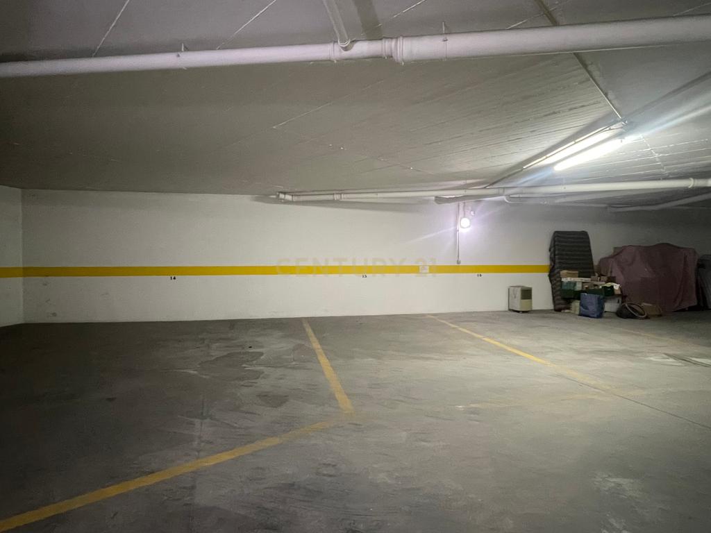 Apartamento T3, com Varanda, Arrecadação e 3 Lugares de estacionamento, no Pinhal Novo - Image 26