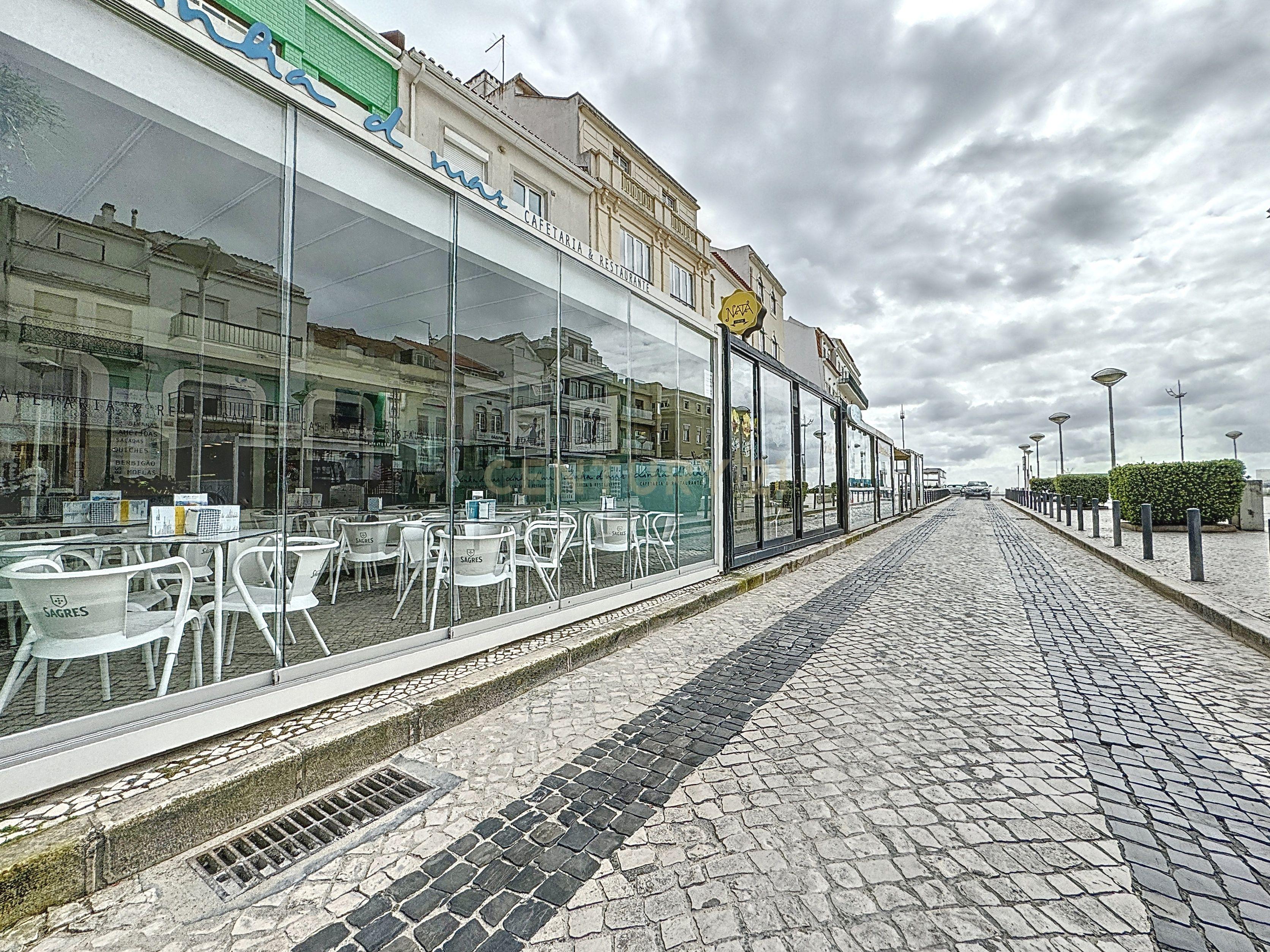 TRESPASSE - SNACK BAR - CAFÉ - PRAÇA SOUSA OLIVEIRA - NAZARÉ - Image 8
