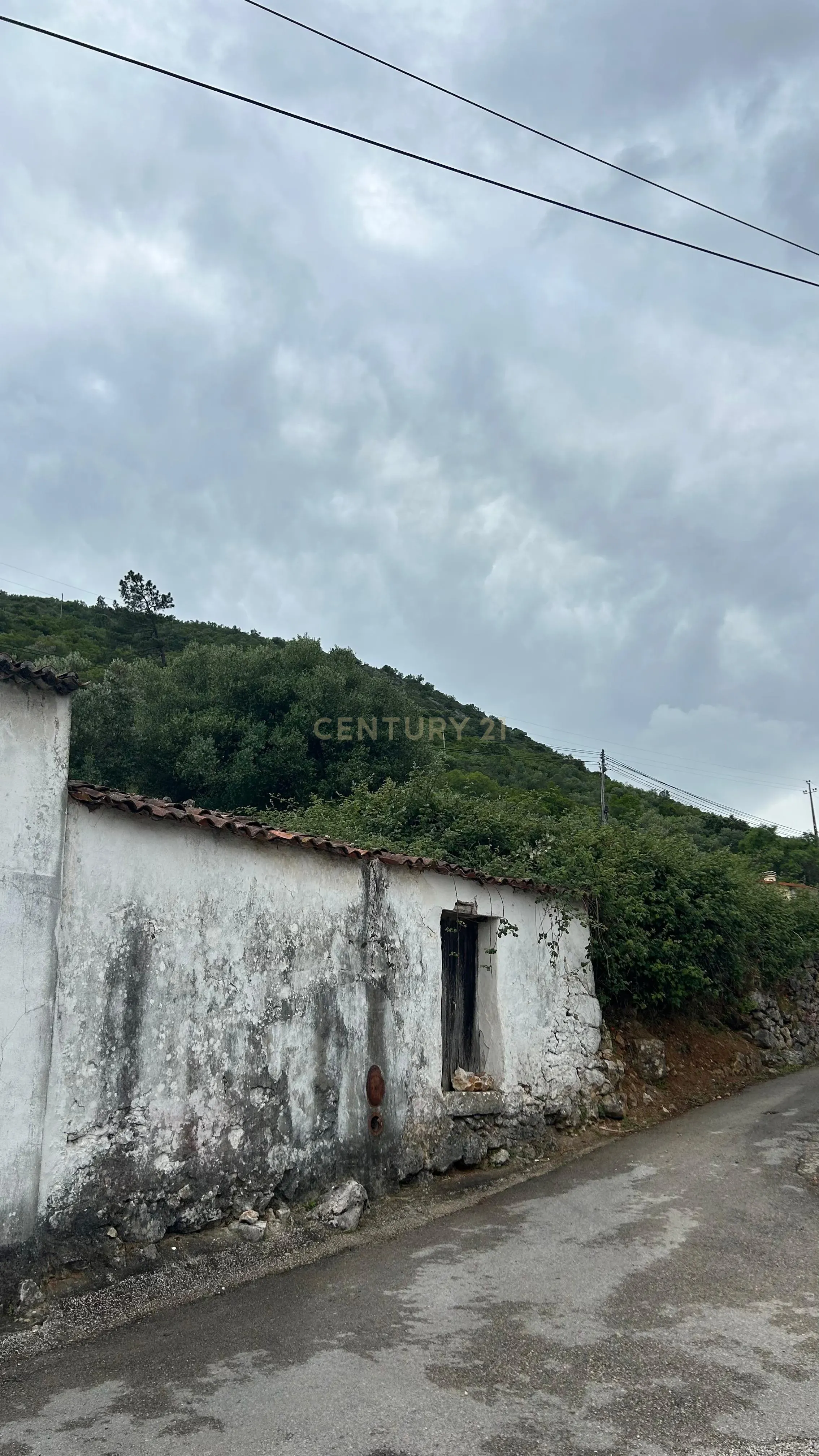 Fotografia 5 de Moradia em Santarém l Potencial de Reabilitação