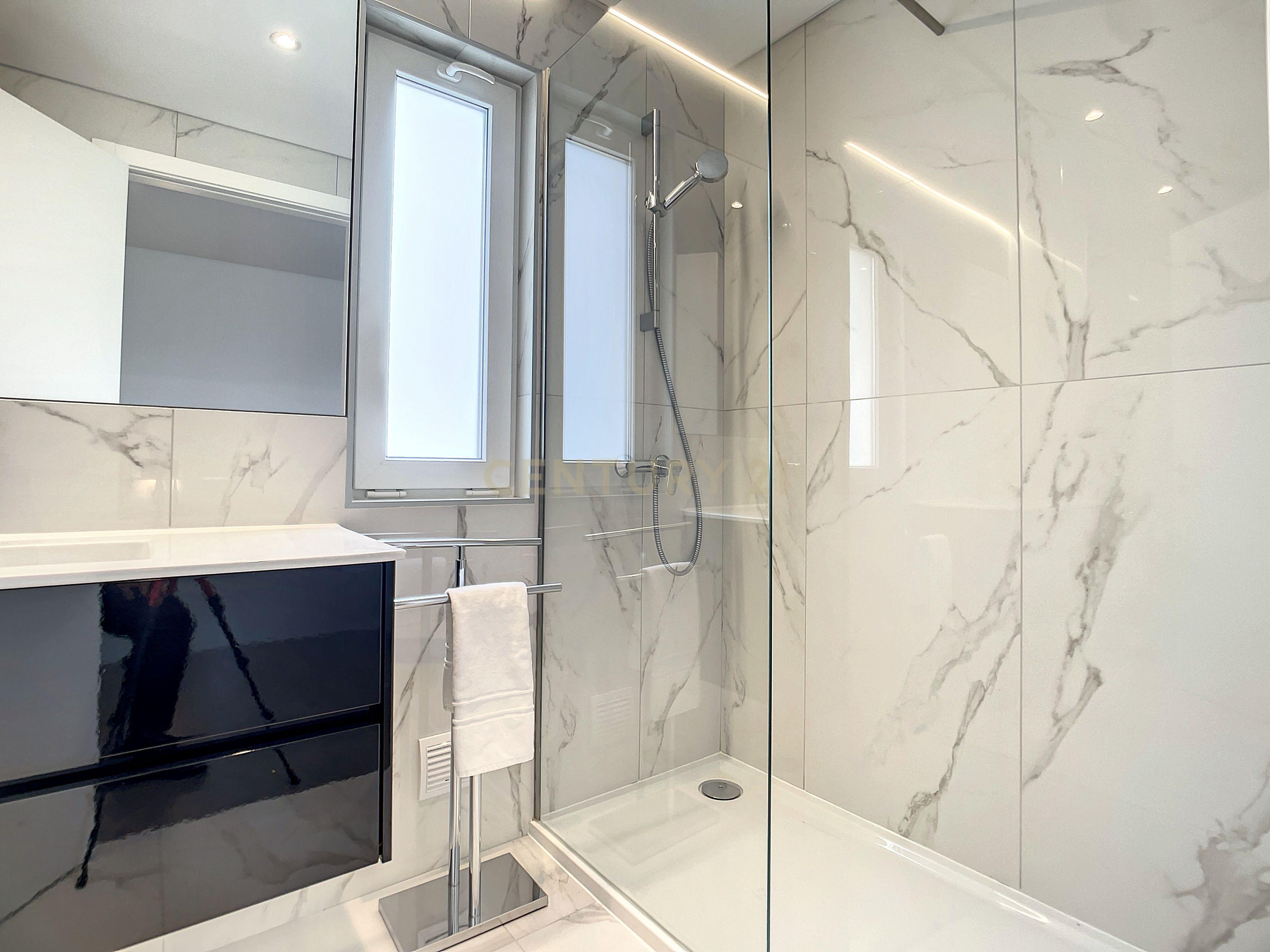 Duplex inserido no condomínio de luxo em Nazaré - Image 14