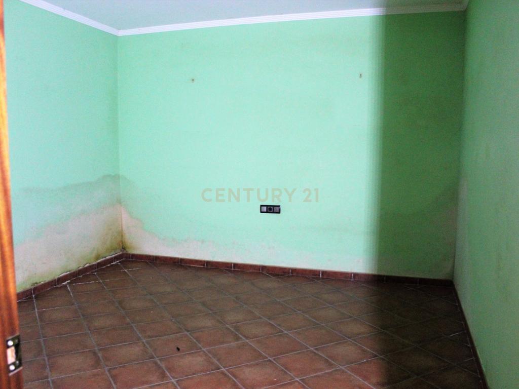  - Image 16
