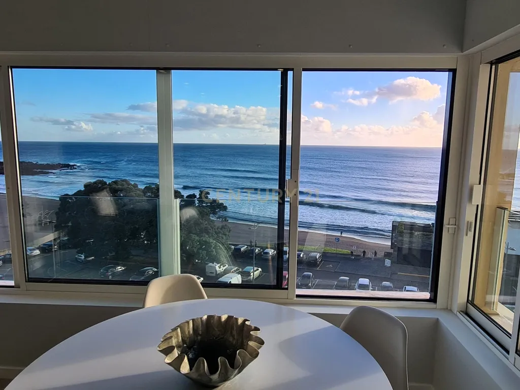 Apartamento T3 Deslumbrante à Beira-Mar - Vista para a Praia das Milícias/Açores - Image 4