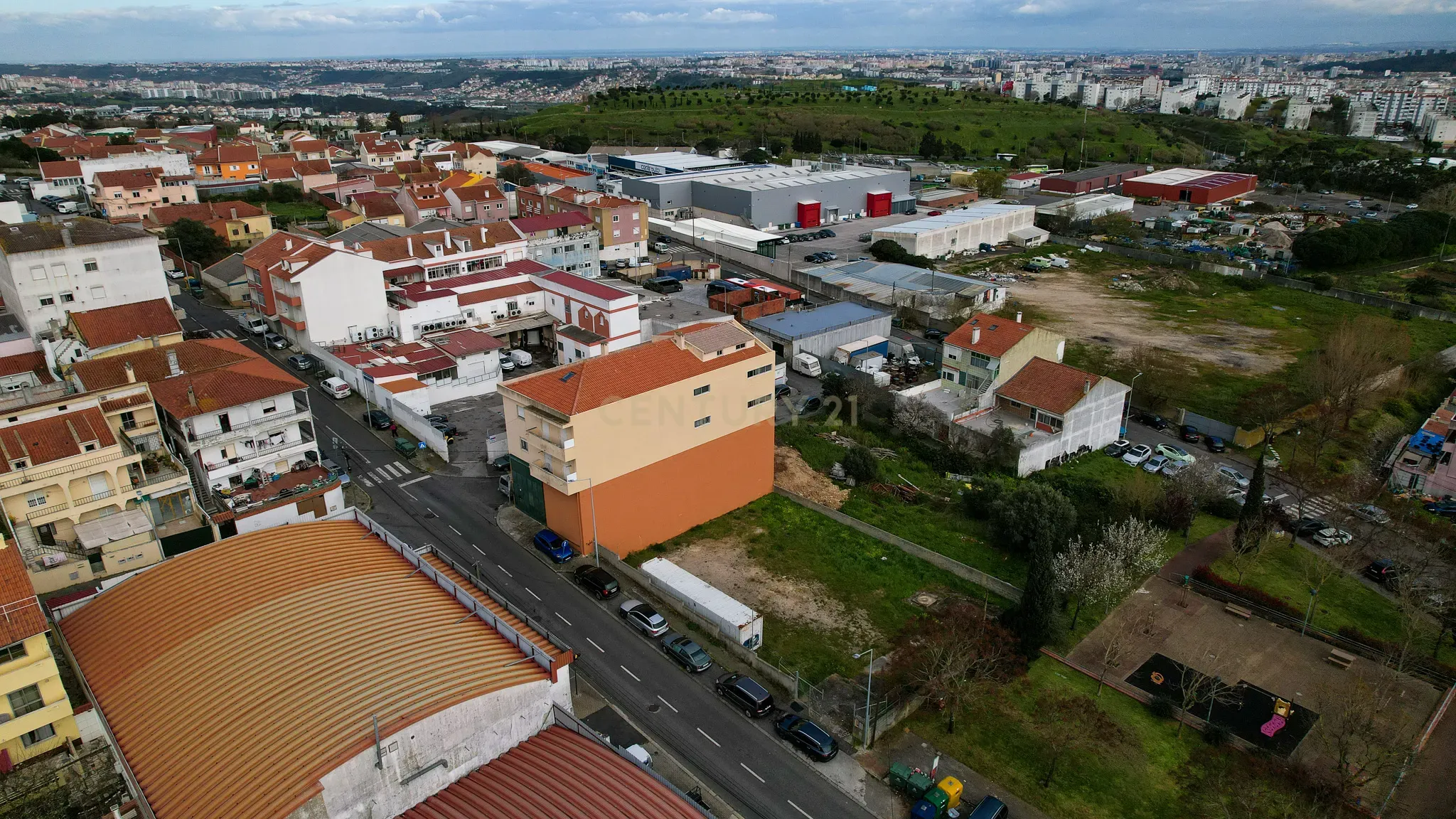 Fotografia 9 de Terreno Urbano Para Construção de Moradia – Amadora
