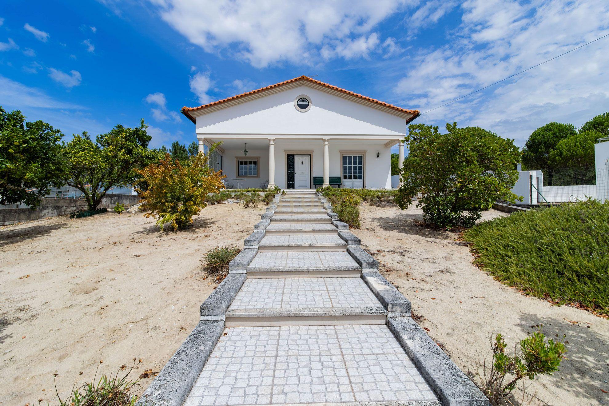 Moradia T3 à venda em Nazaré, €375.000