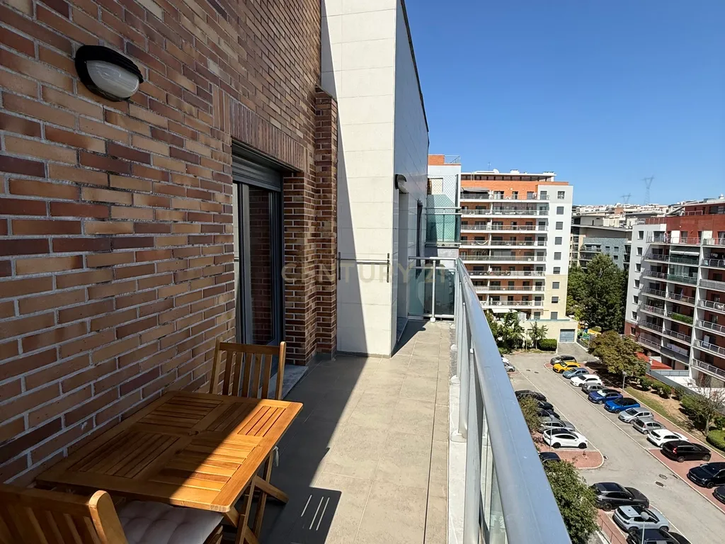 Apartamento T2 Moderno em Odivelas com Vista para a Cidade - Image 22