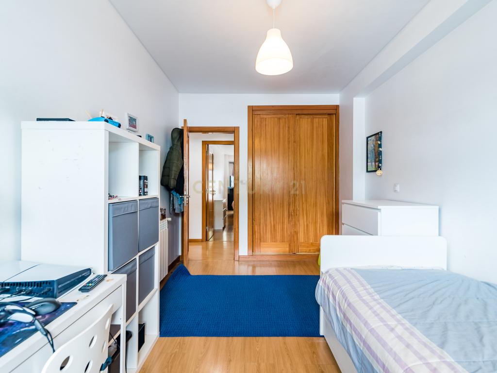 Apartamento T2 com Terraço em Loures - Excelente Oportunidade! - Image 14