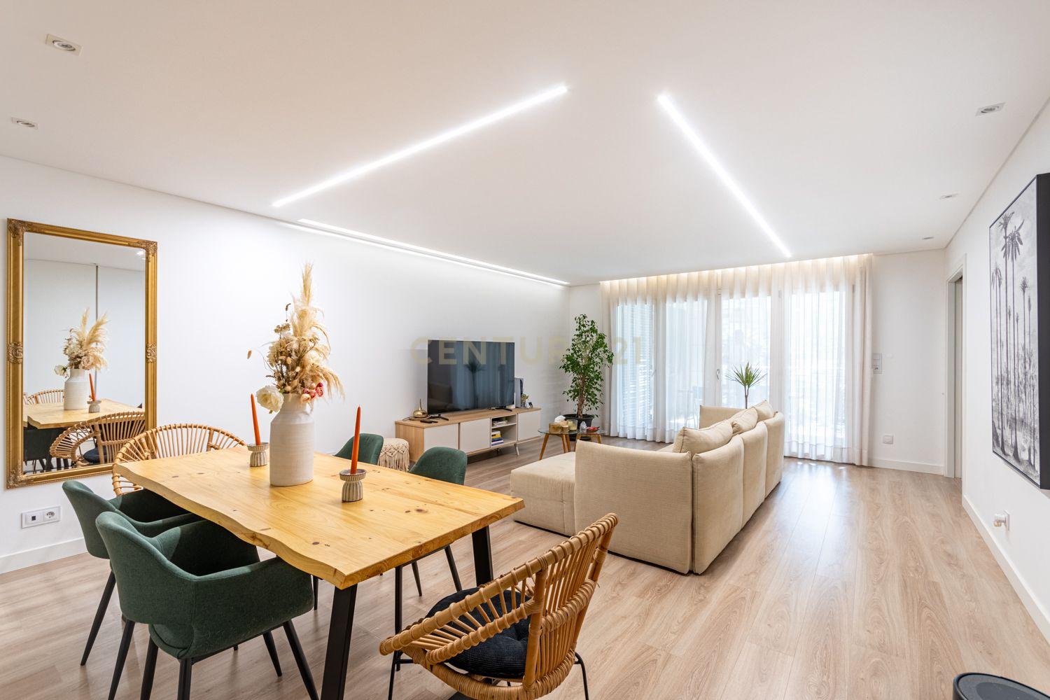 Fotografia 6 de Apartamento T2 com Varanda de 27 m² e Box | Malvarosa – Alverca