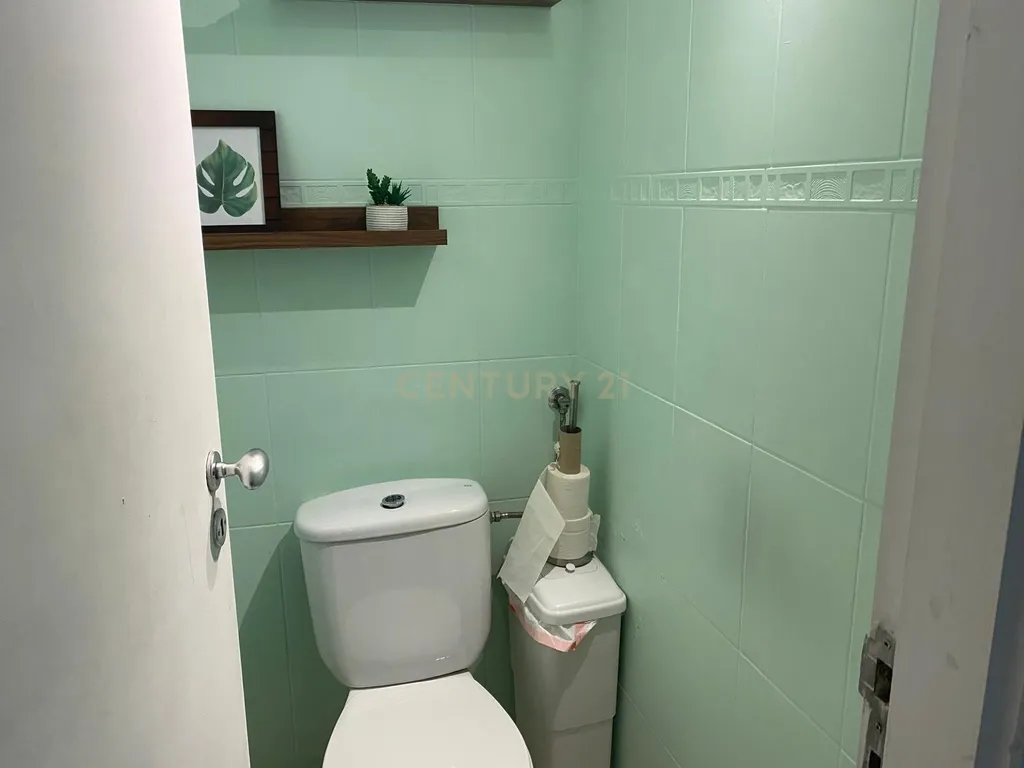 Restaurante em São Domingos de Benfica com faturação ativa e clientela fidelizada - Image 12