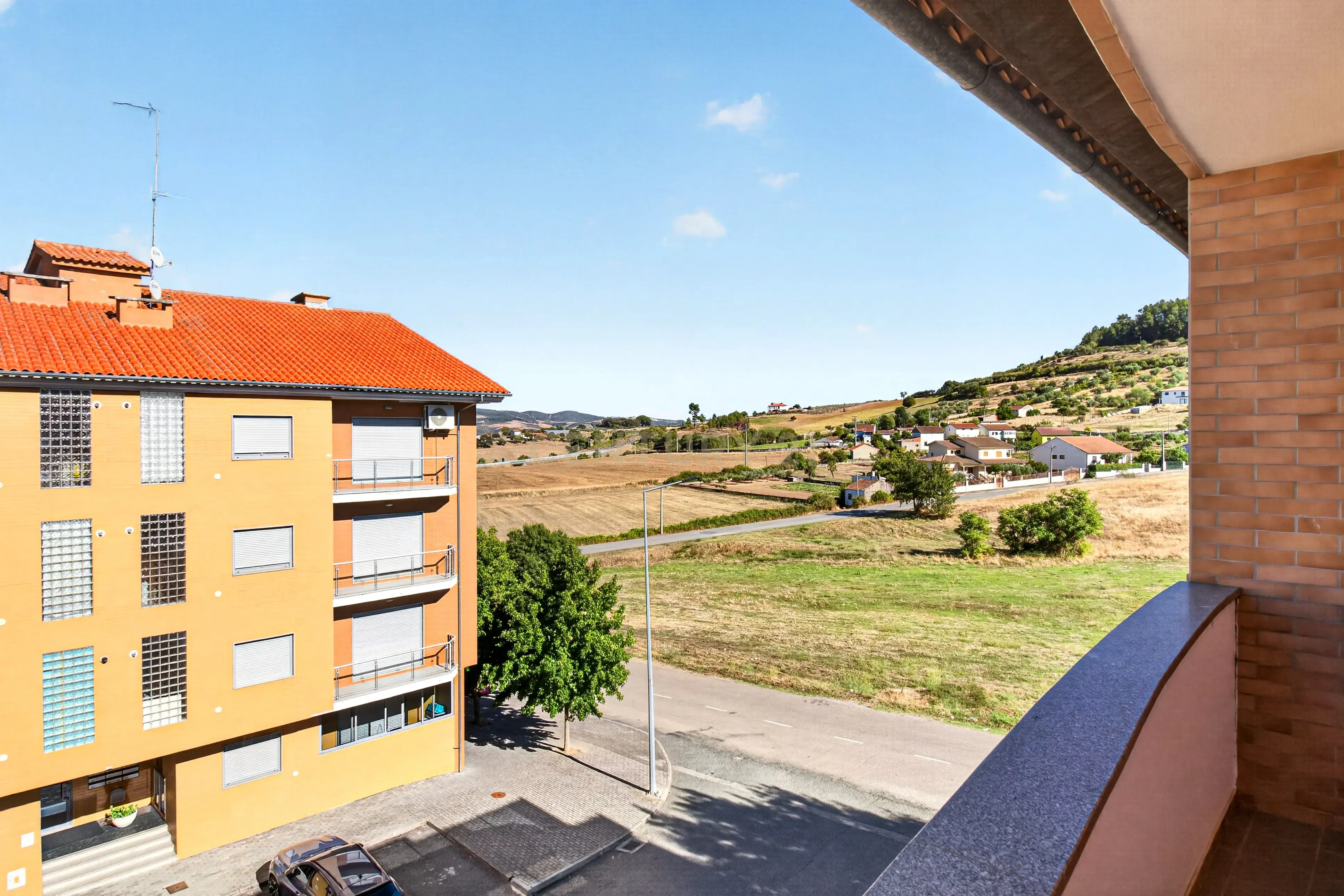 Apartamento T3 à venda em Sé, Santa Maria e Meixedo, Bragança — foto 3