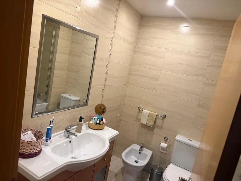 Apartamento T3 com garagem, Nossa Sra de Fátima, Entroncamento - Image 24