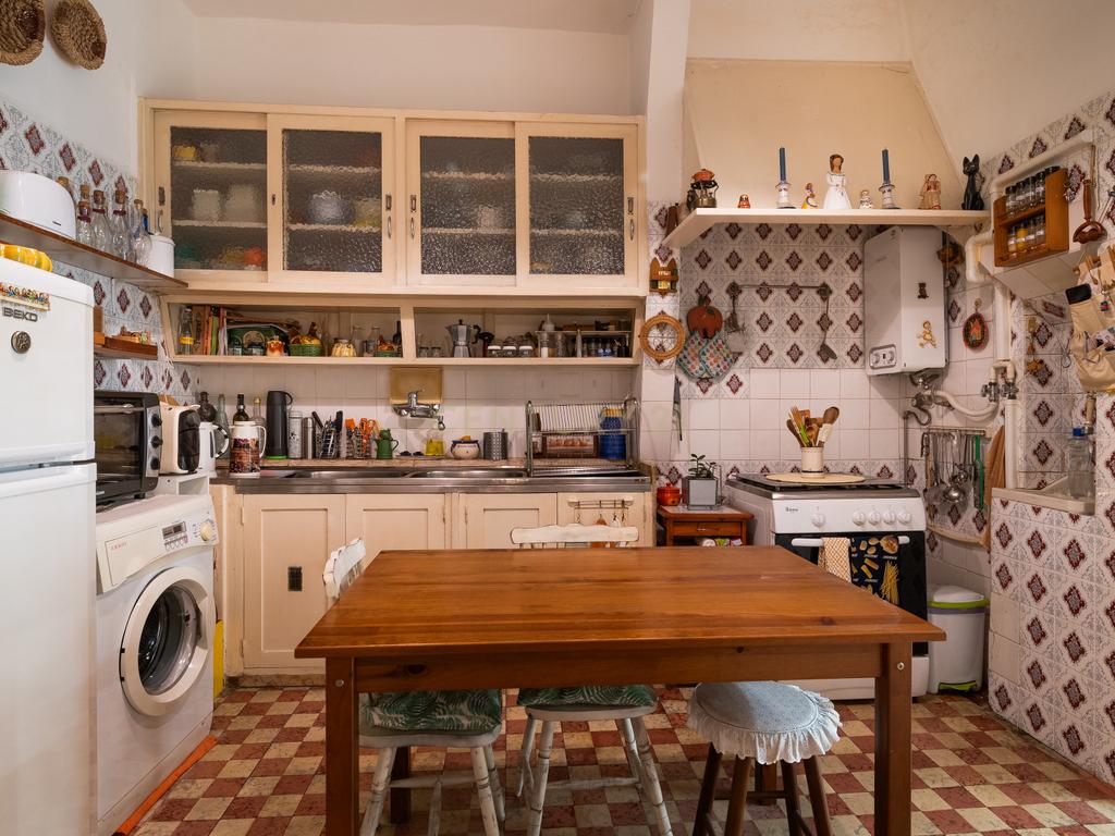 Apartamento T4+2 com logradouro de 187,75 m² na Estrela - Image 20