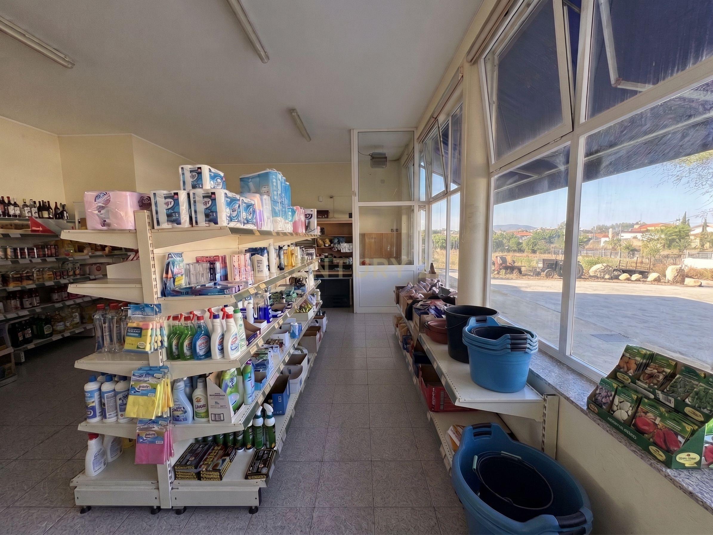 Fotografia 3 de Trespasse de Supermercado em Gião, Vila do Conde – Excelente Oportunidade de Negócio