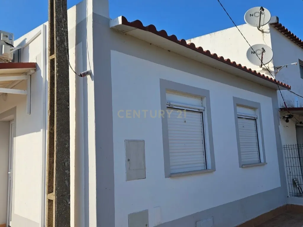 Moradia T1 totalmente renovado em Belamandil - Olhão - Image 11