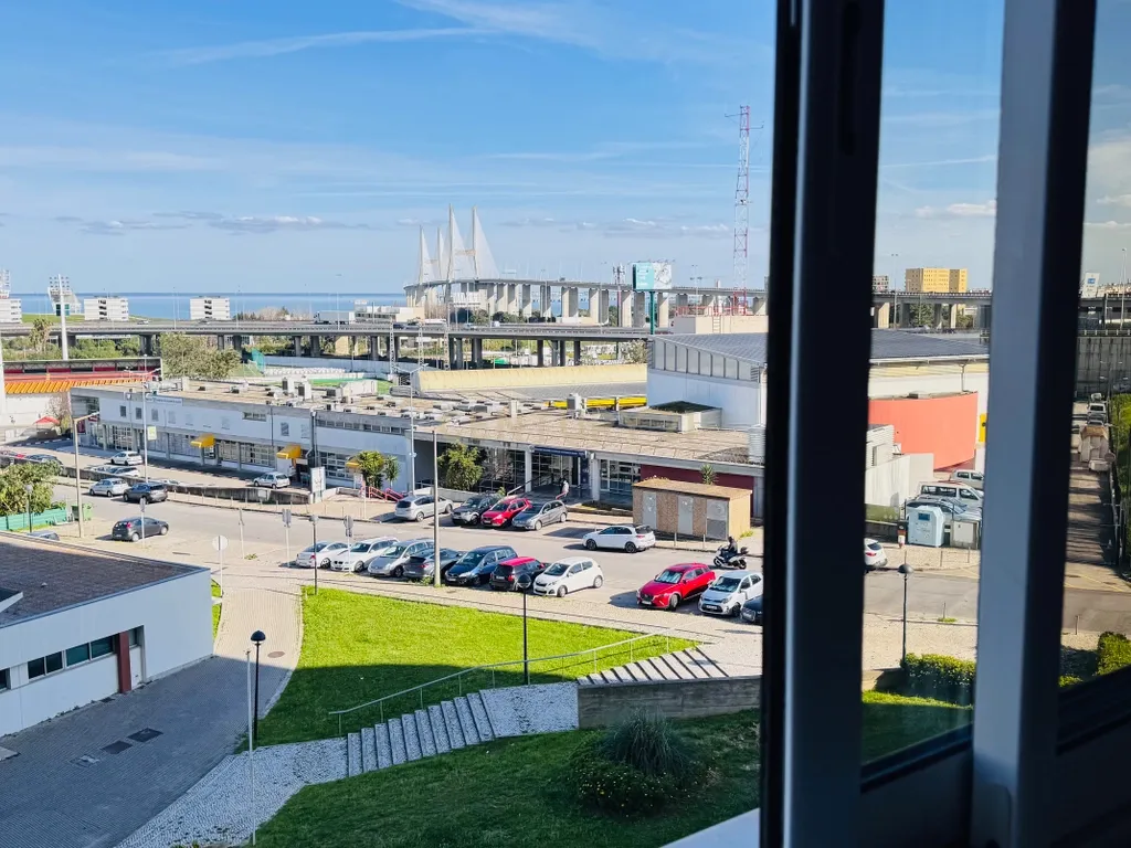Espaçoso T3 em Loures - Ideal para a Sua Família! - Image 9