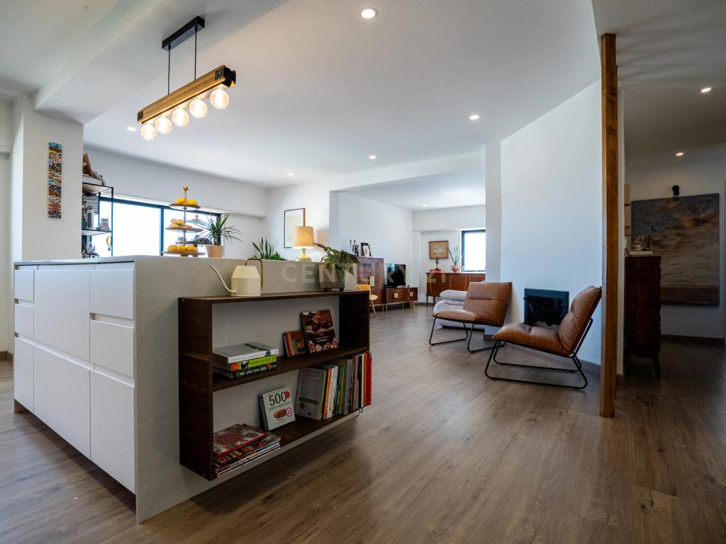Apartamento T4 na Póvoa de Santa Iria - Oportunidade Única! - Image 12