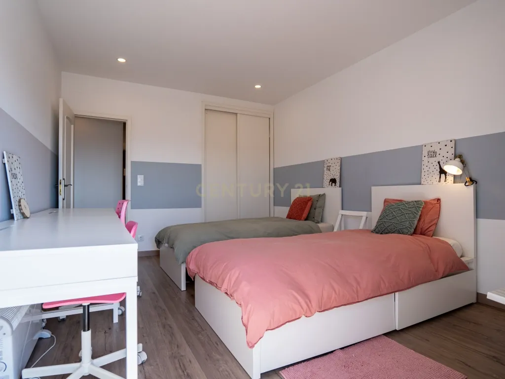 Apartamento T4 na Póvoa de Santa Iria - Oportunidade Única! - Image 21