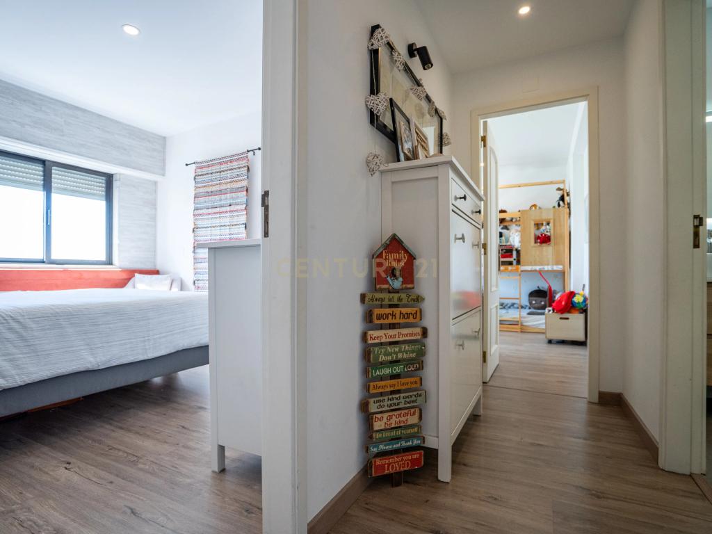Apartamento T4 na Póvoa de Santa Iria - Oportunidade Única! - Image 31