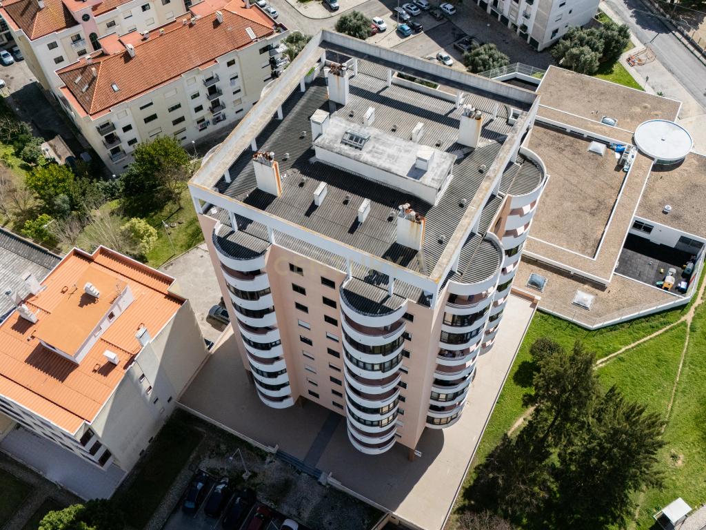 Apartamento T4 na Póvoa de Santa Iria - Oportunidade Única! - Image 38