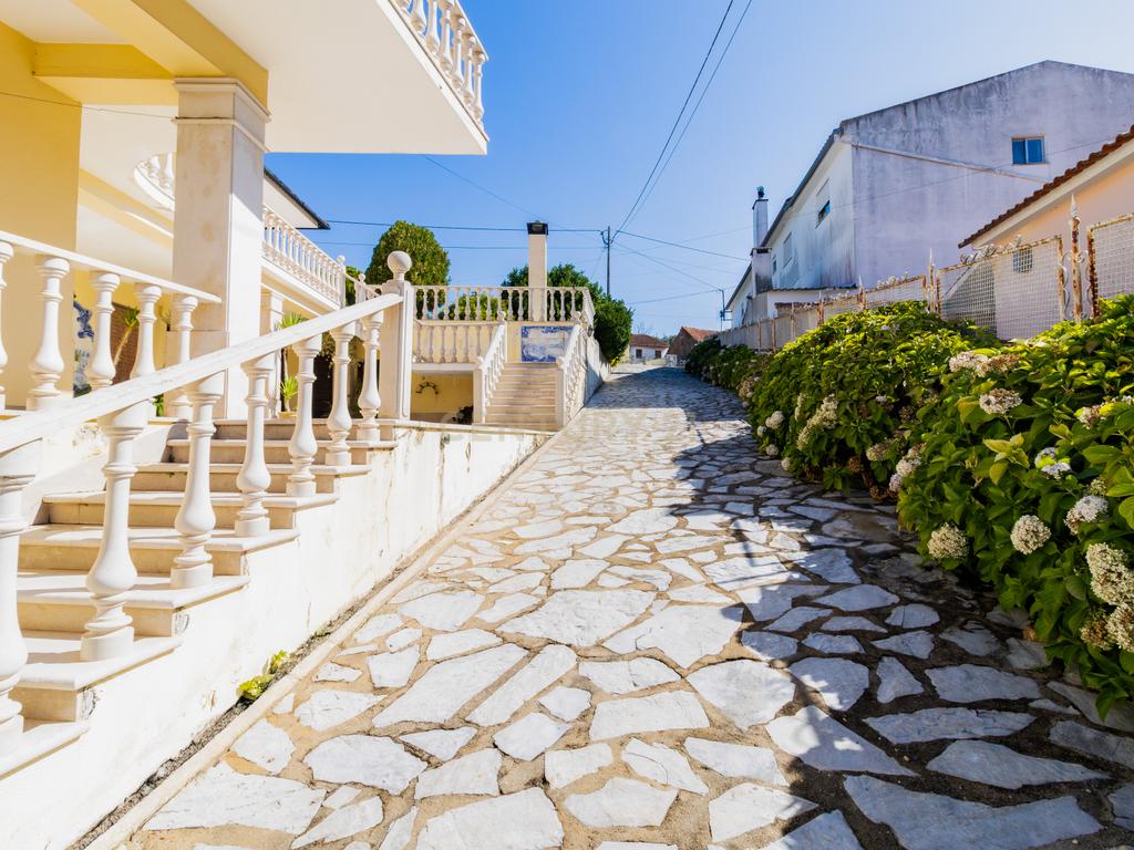 CONJUNTO MORADIA, 4 APARTAMENTOS E PAVILHÃO - Image 63