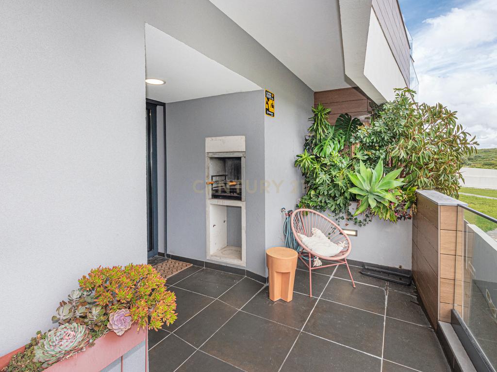 APARTAMENTO T2 NO EMPREENDIMENTO SKY CITY, COM TERRAÇO, VARANDA, PARQUEAMENTOS E ARRECADAÇÃO, EM CONDOMÍNIO COM JARDIM E PISCINA - Image 16