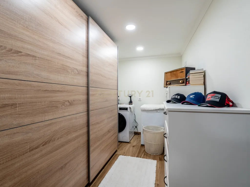 MORADIA MODERNA T3 COM GARAGEM EM ODIÁXERE - Image 30