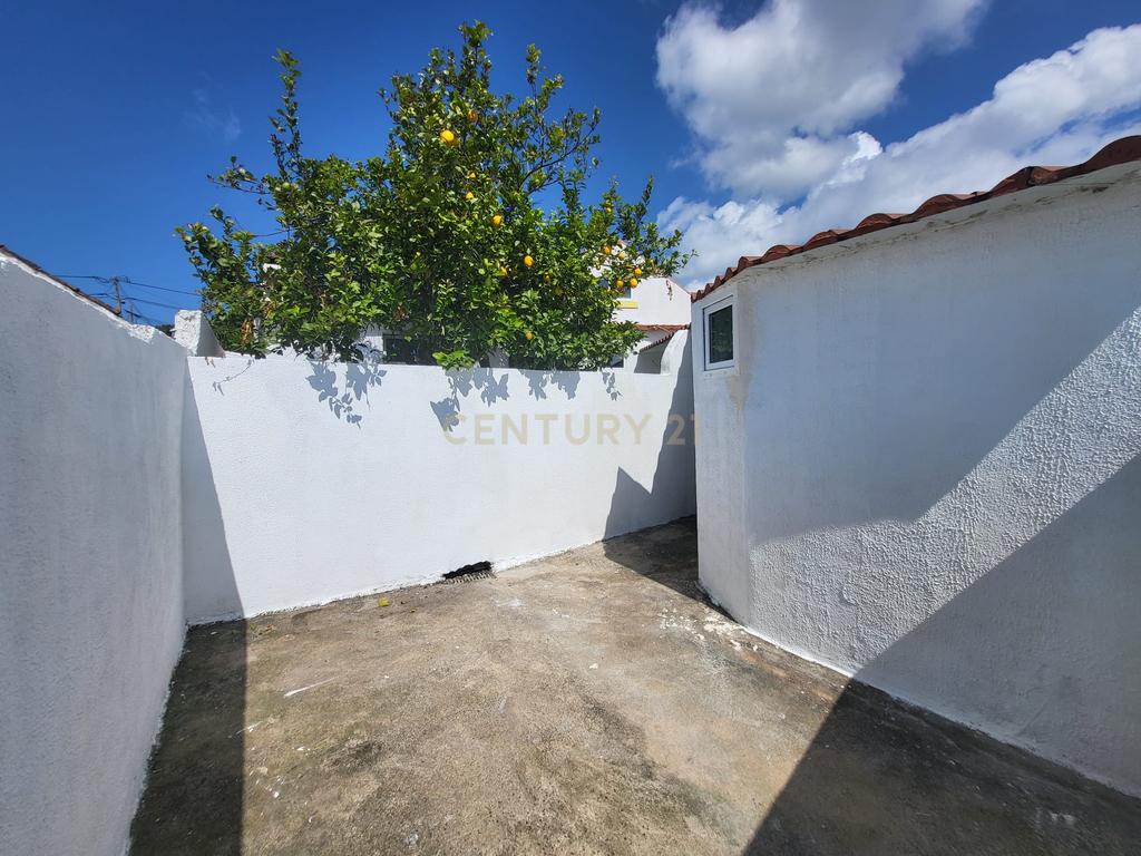 Moradia T2+2 – Quinta da Morgadinha, Charneca da Caparica - Image 21