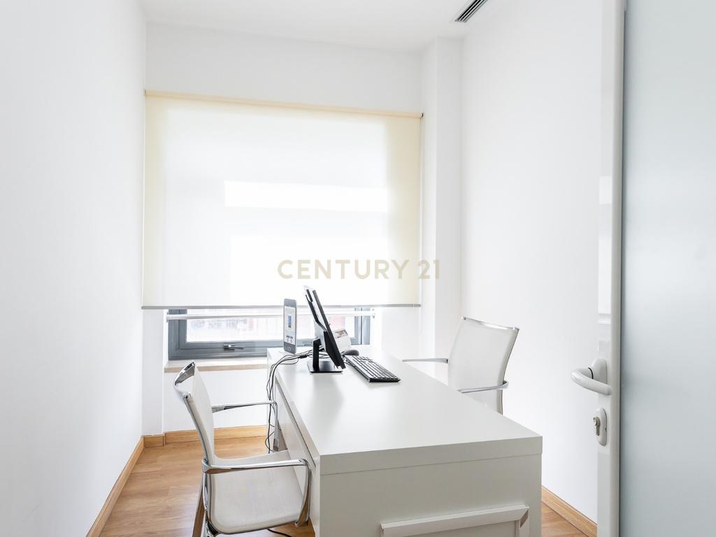 Escritório para Venda | 122 m² | 3 Estacionamentos | Lisboa - Image 9
