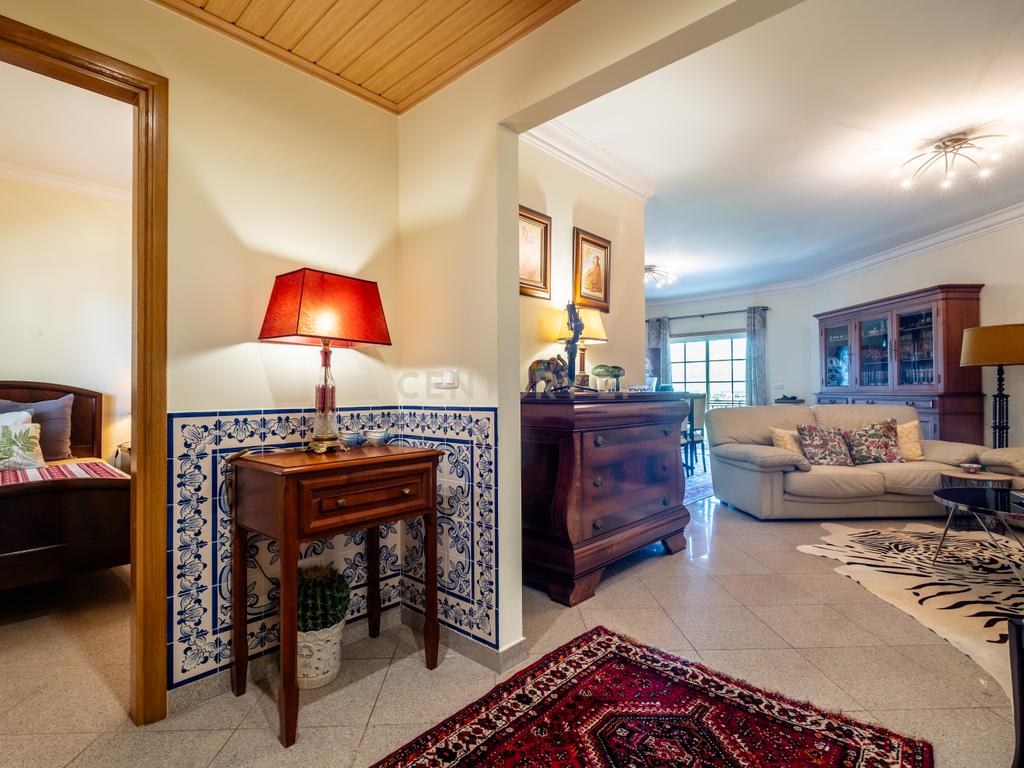 Apartamento T3 com Vista Mar, Piscina e Estacionamento – Edifício Belo Horizonte | Correeira, Albufeira - Image 22