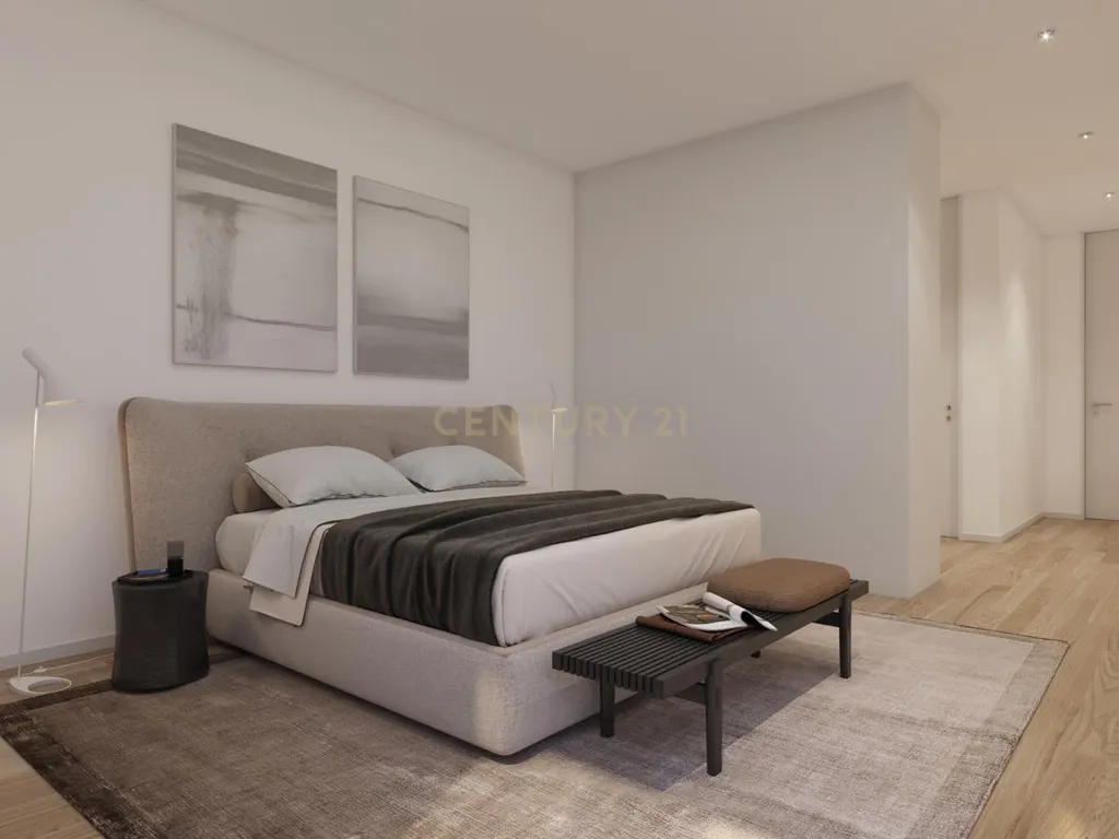 Luxuosa Moradia T3 em Vila Nova de Gaia com Piscina e Jardim - Image 14