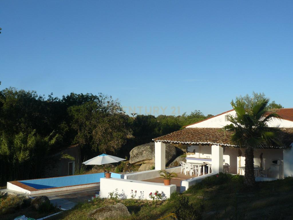 Quinta Típica Alentejana, Licença de Turismo Rural, Arrendamento, Arraiolos - Image 1