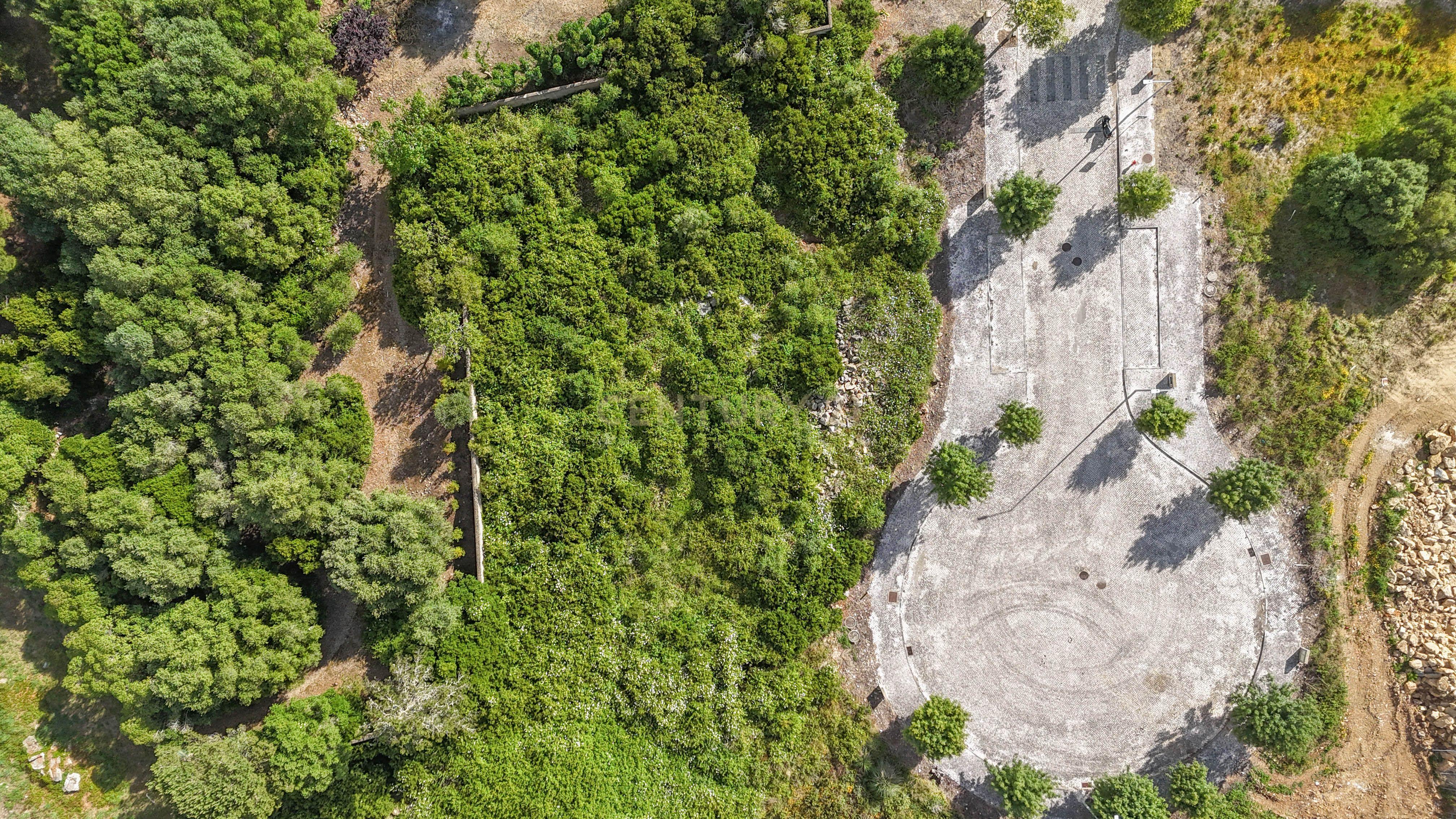 Fotografia 8 de Lote de Terreno para Construção de Moradia de Luxo | Lourel, Sintra | 1.106 m²