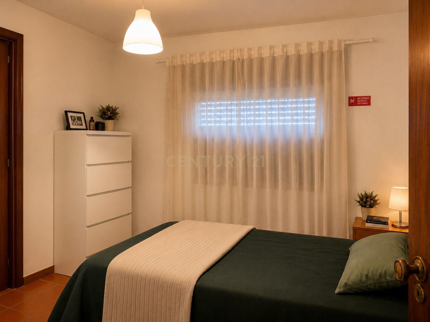 Fotografia 12 de Apartamento T2 - Algueirão- Mem Martim