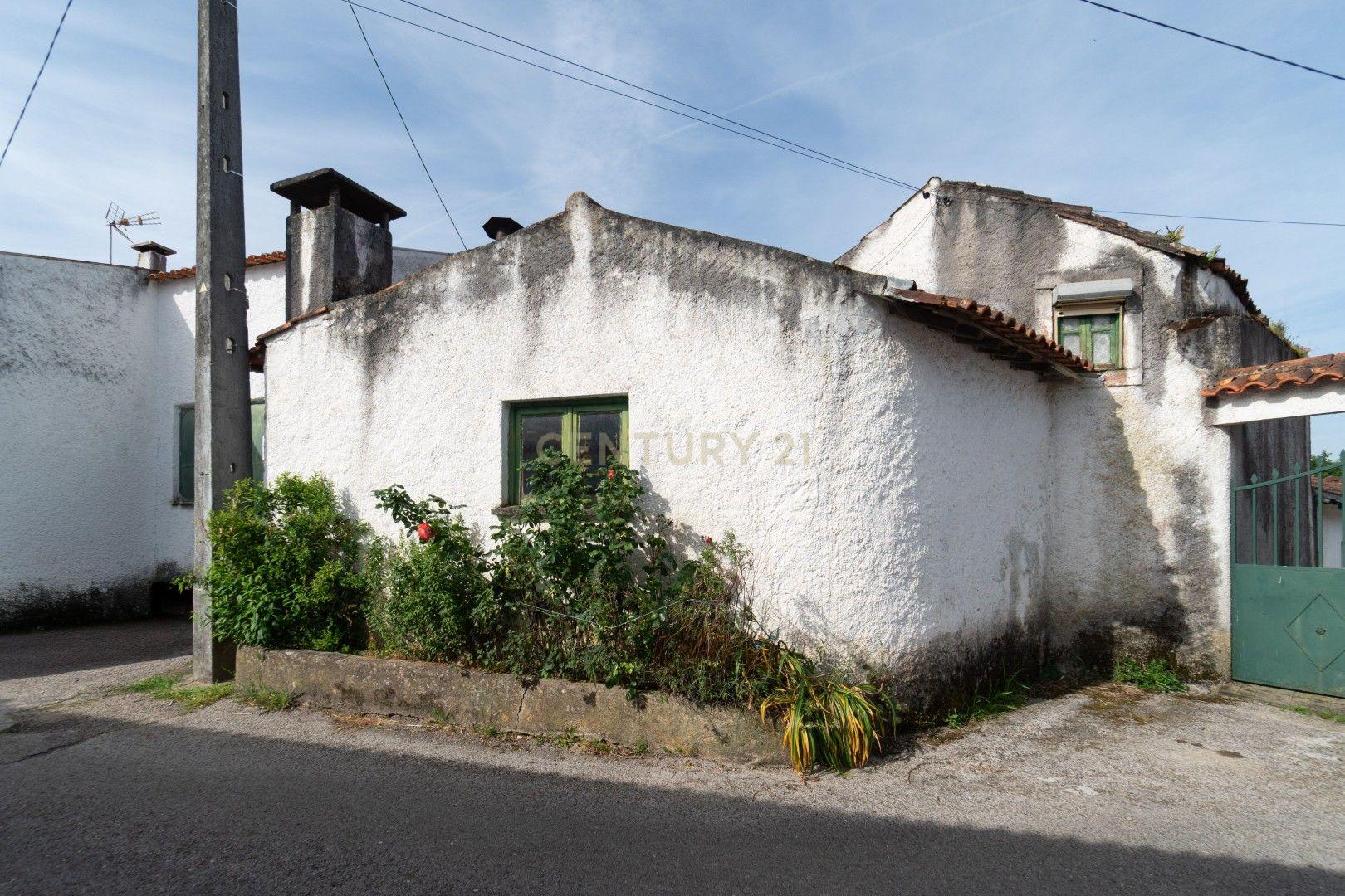 Fotografia 9 de Moradia p/reconstrução com terreno no Forcado – Vila Nova de Poiares