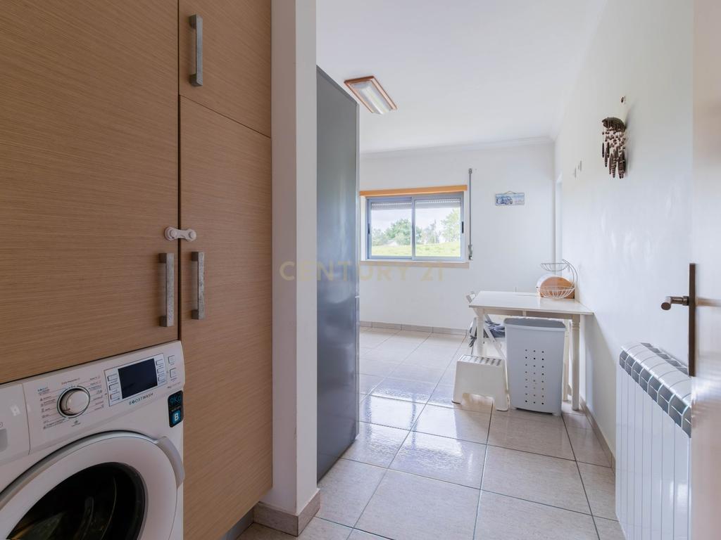 🌿 Oportunidade Única: T3 em Condomínio Fechado com Vista Deslumbrante e Máxima Tranquilidade! - Image 14