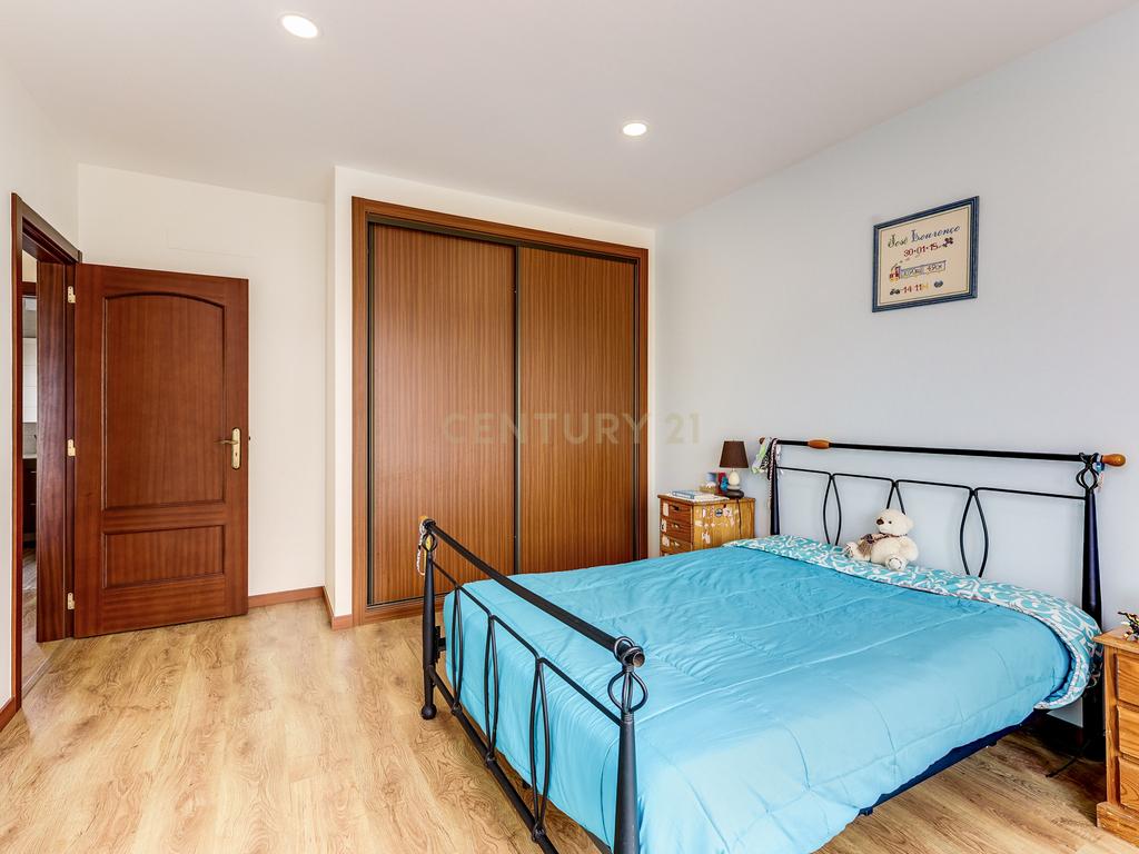 Moradia T4 Isolada Duplex com Box em Adroana, Alcabideche - Image 28