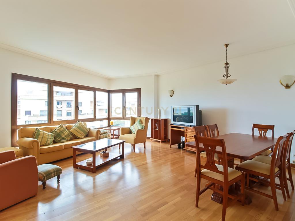 Apartamento T3 - Condominio Real Forte - SACAVÉM - Image 1
