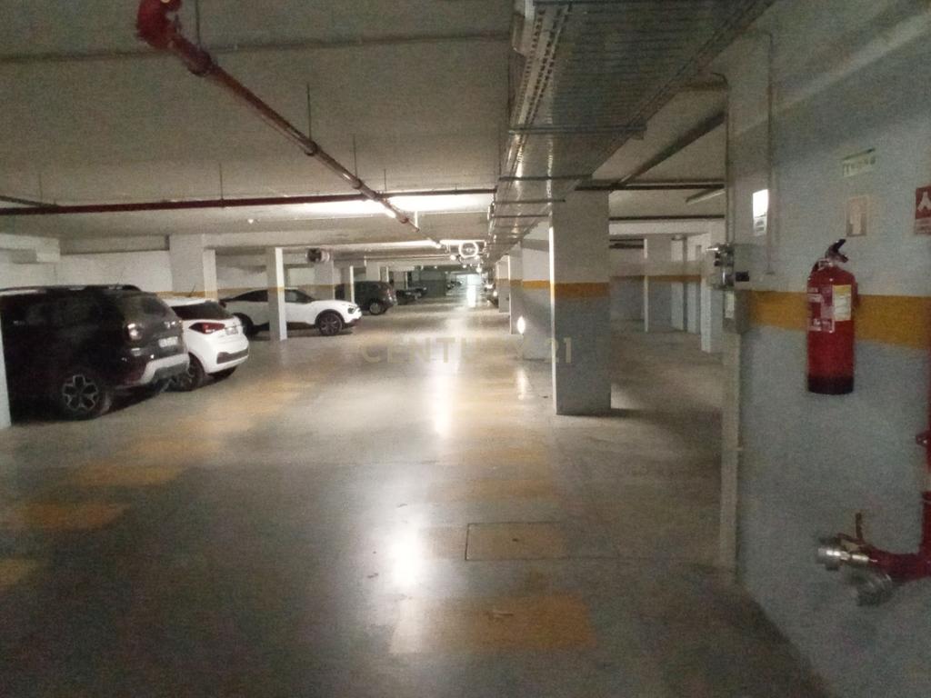 Apartamento T3, com Duas Varandas e Garagem na Vila Serena, Pinhal Novo - Image 11