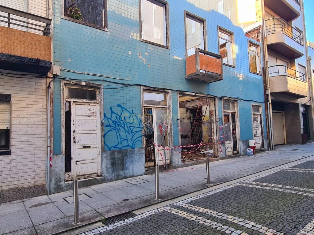 Prédio com Projeto Aprovado no Centro Histórico da Póvoa de Varzim - Image 2
