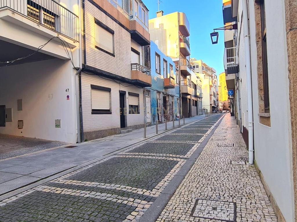 Prédio com Projeto Aprovado no Centro Histórico da Póvoa de Varzim - Image 1