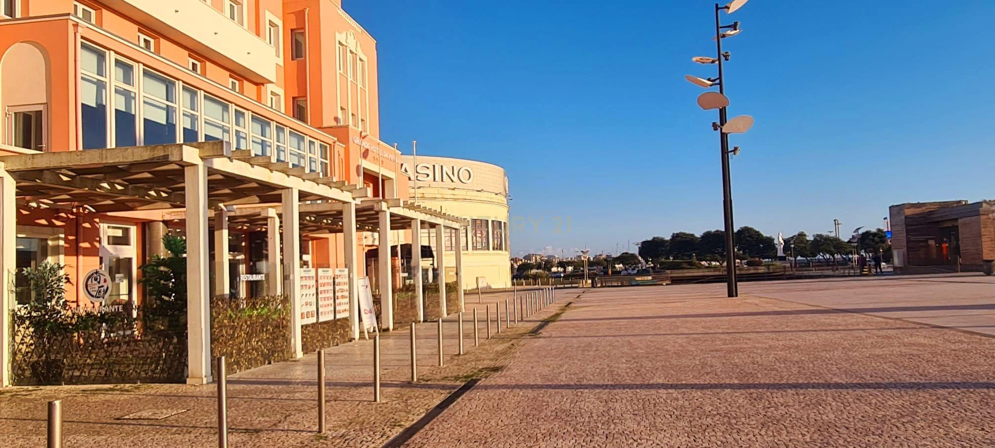 Prédio com Projeto Aprovado no Centro Histórico da Póvoa de Varzim - Image 5