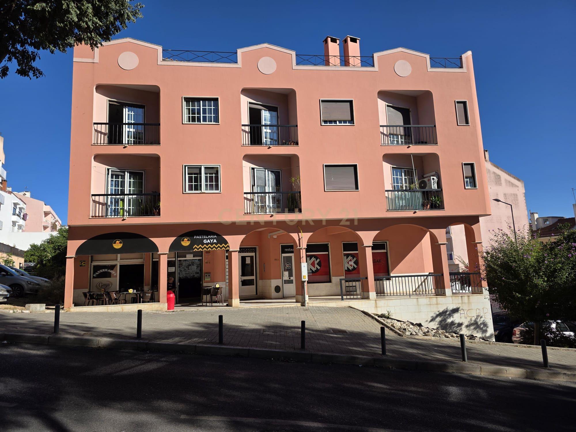 Apartamento T2 em Encosta do Sol, €289.000