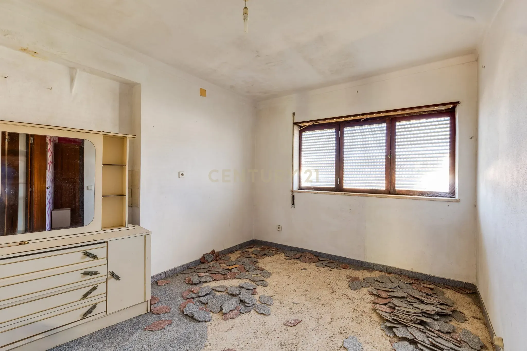 Fotografia 10 de Moradia T5 ( Habitação ou investimento)