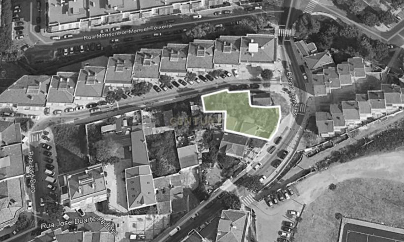 Terreno Urbano à venda em Algés com projeto aprovado - Image 1