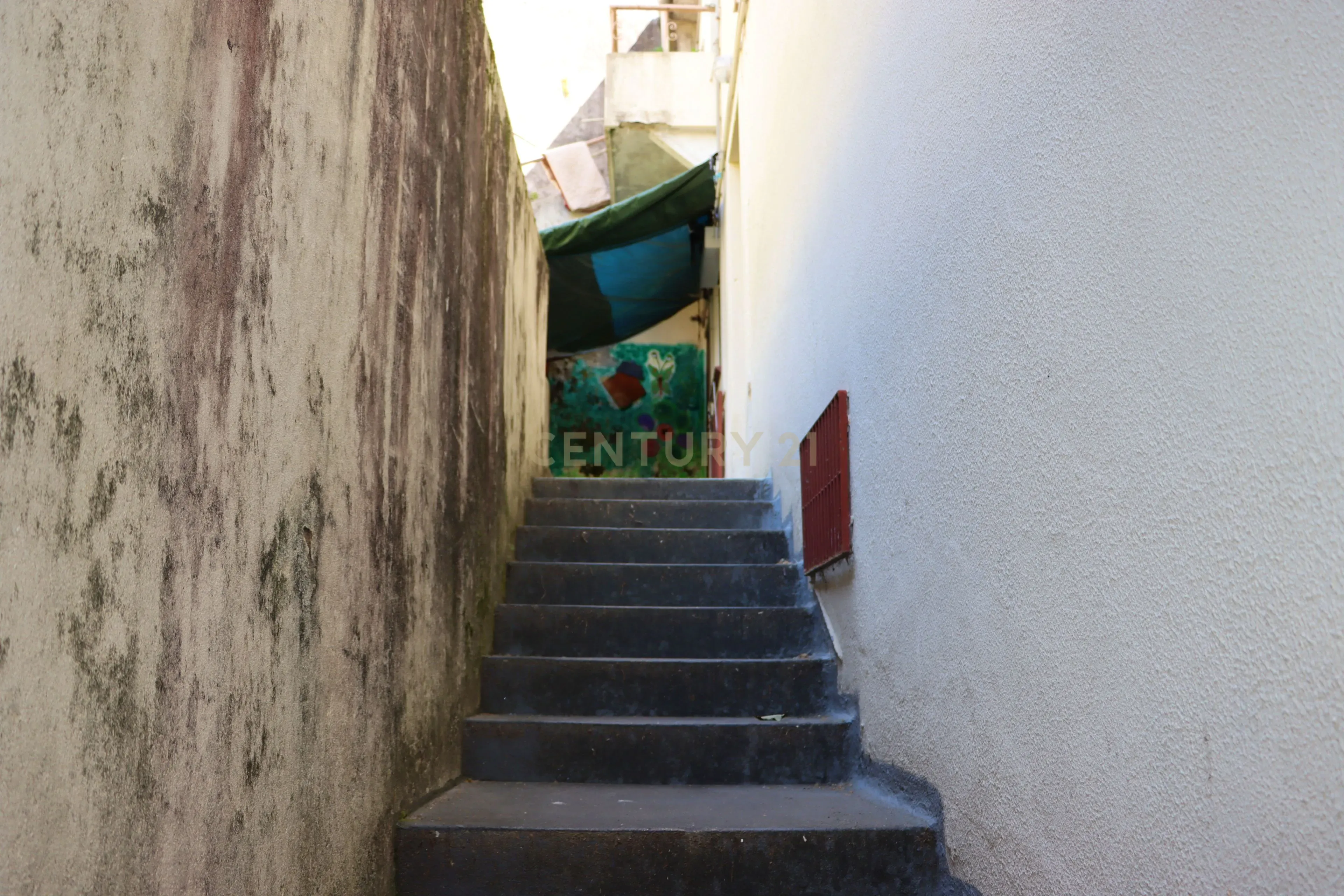 Fotografia 12 de Prédio para reabilitação em Miragaia | Excelente oportunidade de investimento