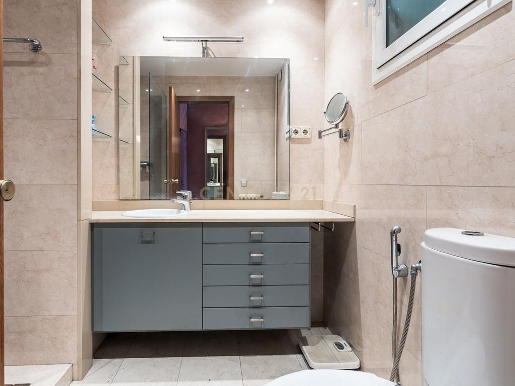  - Image 8